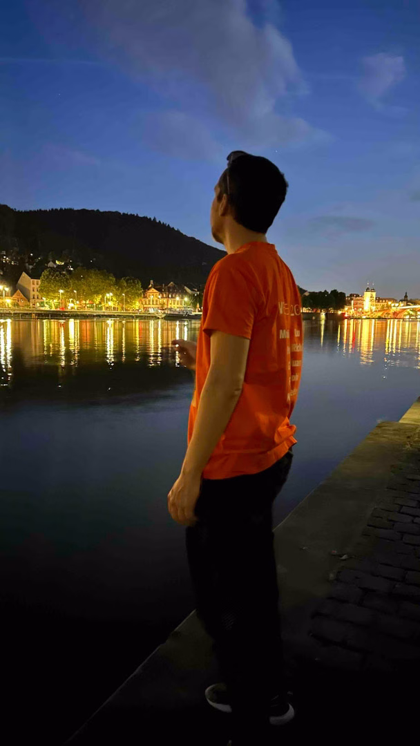 Acción Neckar 25